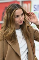 ANA DE ARMAS Arrives at JFK Airport in New York 05/10/2025