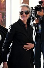 ANDIE MACDOWELL Arrives at Hotel Martinez in Cannes 05/12/2025