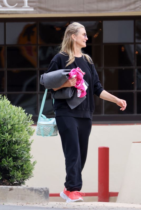 CAMERON DIAZ and Benji Madden Leaves a Family Breakfast in Santa Barbara 05/03/2025