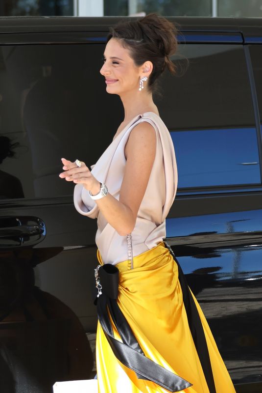 CARINA ZAVLINE Leaves Hotel Martinez in Cannes 05/23/2025