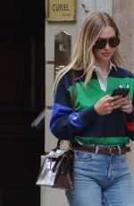 CHIARA FERRAGNI Out in Milan