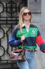 CHIARA FERRAGNI Out in Milan
