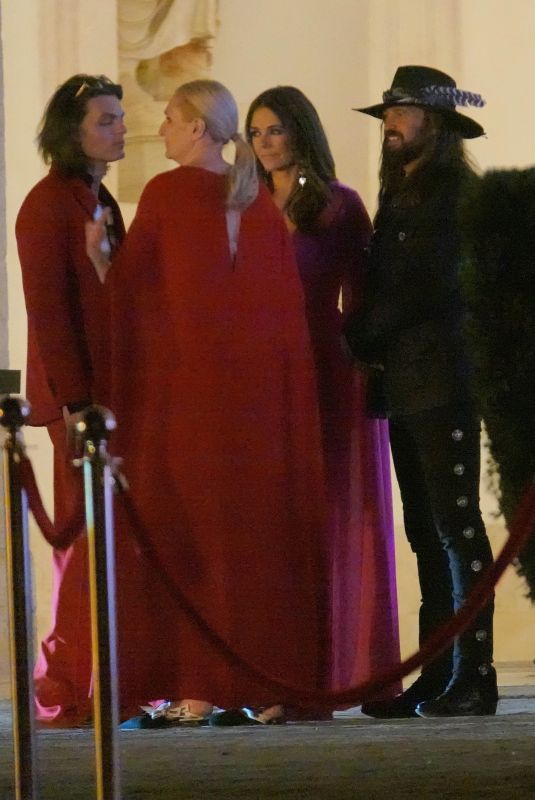 ELIZABETH HURLEY Leaves Orizzonti - Rosso After-party in Rome 05/24/2025