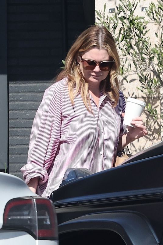 ELLEN POMPEO Out for Coffee in Los Angeles 05/09/2025