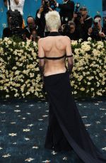 EMMA CHAMBERLAIN at 2025 Met Gala Celebrating Superfine: Tailoring Black Style in New York 05/05/2025