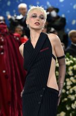 EMMA CHAMBERLAIN at 2025 Met Gala Celebrating Superfine: Tailoring Black Style in New York 05/05/2025