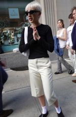 EMMA CHAMBERLAIN Out and About in New York City 05/03/2025