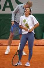 EMMA RADUCANU Practices at Roland Garros Ahead of French Open in Paris 05/23/2025