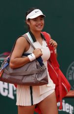 EMMA RADUCANY Defeats Xinyu Wang at French Open Women
