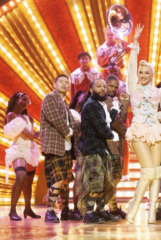 GWEN STEFANI at 2025 American Music Awards in Las Vegas 05/26/2025
