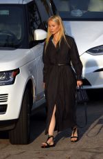 GWYNETH PALTROW Arrives at Maria Shriver