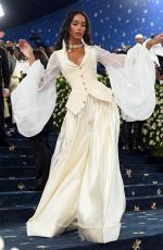 H.E.R. at 2025 Met Gala Celebrating Superfine: Tailoring Black Style in New York 05/05/2025