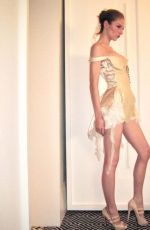 HUNTER SCHAFER - 2025 Met Gala Portraits, May 2025