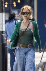 ISLA FISHER and ERICA PACKER Out for Lunch in Notting Hill 04/29/2025