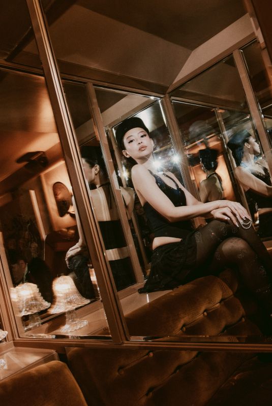 JENNIE KIM at Ayo Edebiri