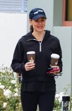 JENNIFER GARNER at Her Child Play in Los Angeles 05/03/2025