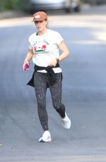 JENNIFER GARNER Out for a Run in Los Angeles 05/20/2025