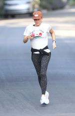 JENNIFER GARNER Out for a Run in Los Angeles 05/20/2025