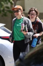 JENNIFER GARNER Out on Mother