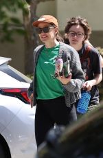 JENNIFER GARNER Out on Mother