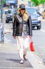 JENNIFER LAWRENCE Out and About in New York City 05/02/2025