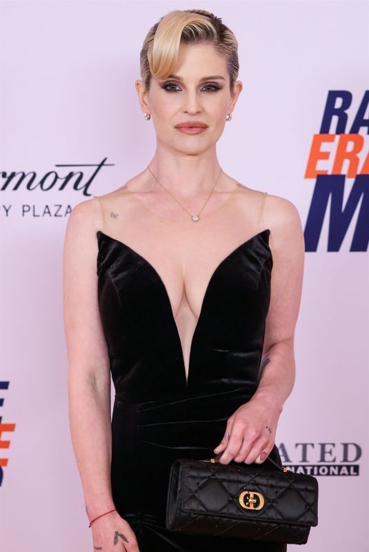 KELLY OSBOURNE at 32nd Annual Race to Erase MS Gala in Los Angeles 05/16/2025