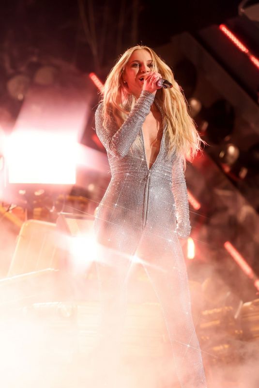 KELSEA BALLERINI Performs at 2025 Academy of Country Music Awards in Frisco 05/08/2025