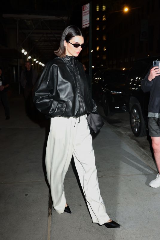 KENDALL JENNER Leaves Dinner at Cafe Zaffri in New York 04/30/2025
