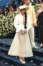 KERRY WASHINGTON at 2025 Met Gala Celebrating Superfine: Tailoring Black Style in New York 05/05/2025