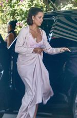 KHLOE KARDASHIAN Arrives at Kim Kardashian
