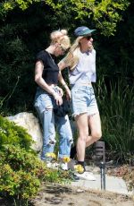 KRISTEN STEWART and DYLAN MEYER Grabbing Lunch at Messhall in Los Feliz 05/11/2025