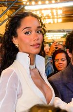 LAURA HARRIER Arrives at 2025 Met Gala in New York 05/05/2025