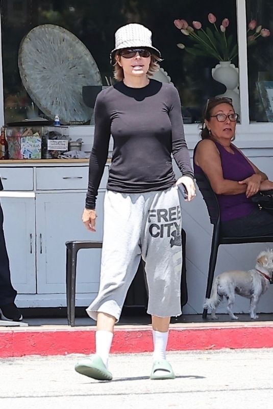 LISA RINNA Out for Lunch with Daughters and Harrison Hudson at Beverly Glen Mall 05/25/2025