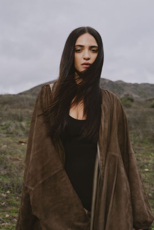 LUNA BLAISE for Elle Magazine, Summer 2025