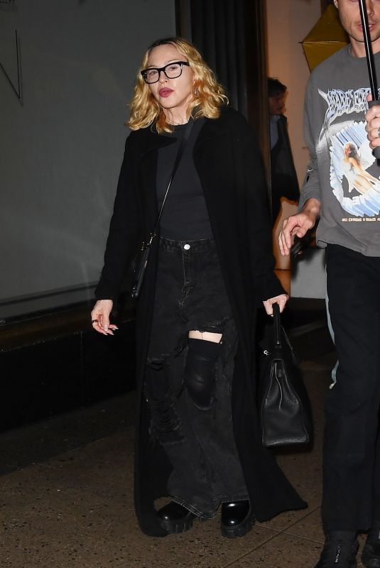 MADONNA Leaves Upper East Side Art Gallery in New York City 05/15/2025