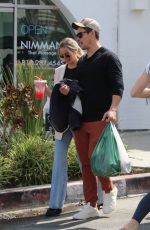 MARGOT ROBBIE and Tom Ackerley Shopping at Farmers Market in Los Angeles 05/18/2025