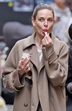 REBECCA FERGUSON Out and About in Milan 05/10/2025