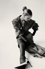 ROSIE HUNTINGTON-WHITELEY for Harper