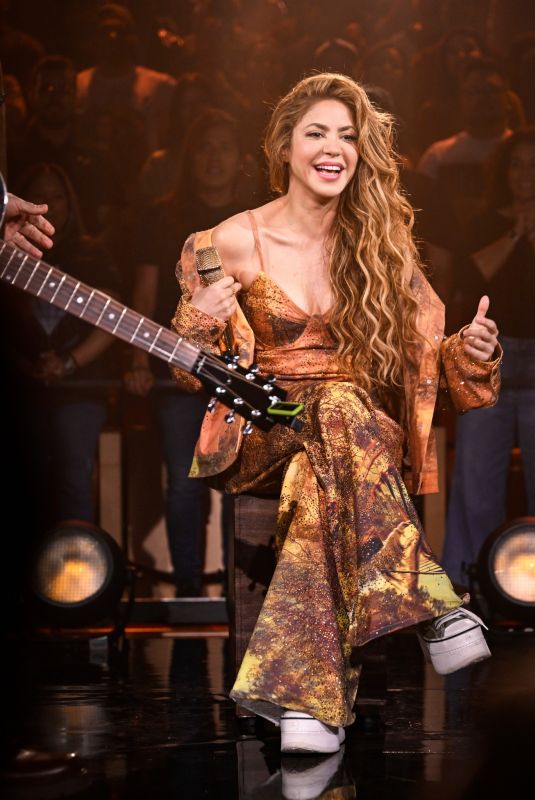 SHAKIRA Performs at Tonight Show Starring Jimmy Fallon in New York 05/19/2025
