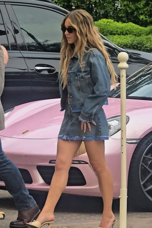SYDNEY SWEENEY Leaves Palm Beach Club in Las Vegas 05/03/2025