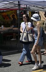 ZOEY and MADELYN DEUTCH Out with Their Mom LEA THOMPSON in Los Angeles 05/11/2025