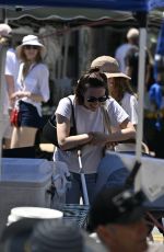 ZOEY and MADELYN DEUTCH Out with Their Mom LEA THOMPSON in Los Angeles 05/11/2025