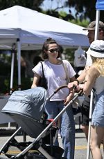 ZOEY and MADELYN DEUTCH Out with Their Mom LEA THOMPSON in Los Angeles 05/11/2025