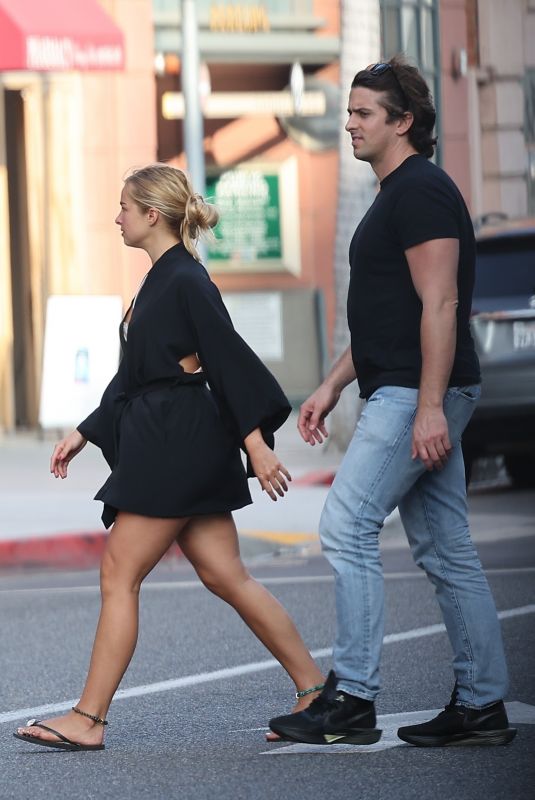 ADDISON RAE Grabs Some Frozen Yogurt with a New Boyfriend in Los Angeles 06/27/2025