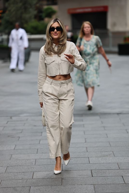 ASHLEY ROBERTS in a Beige Denim Co-ord Leaves Heart Radio 06/27/2025