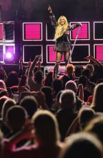 AVRIL LAVIGNE Performs at Empower FCU Amphitheater in Syracuse 05/28/2025