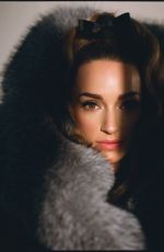 BRIANNE HOWEY for Schon! Magazine, June 2025