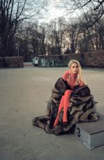 CAROLINE DAUR for 032c Issue #47, Summer 2025