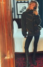 CINTIA DICKER - Instagram Photos 06/25/2025