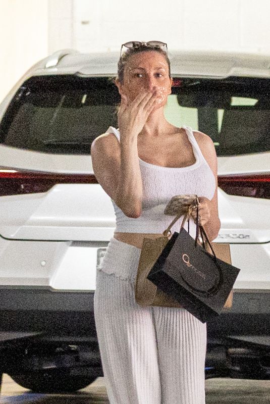 COURTNEY STODDEN Leaves a Facial Treatment in Woodland Hills 06/09/2025